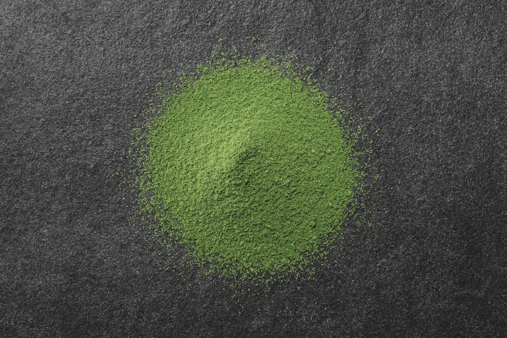 Grüner Matcha-Tee als Pulver