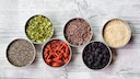 Superfood - Chiasamen, Quinoasamen, Moringablätter, Kakao, Aroniabeeren, Gojibeeren, Studio