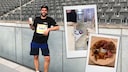 Markus nach dem B2Run und eine Wodkaflasche