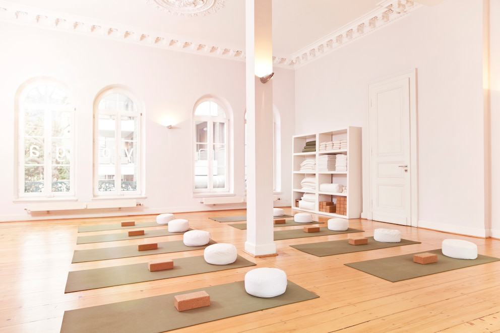 Leeres Yoga-Studio