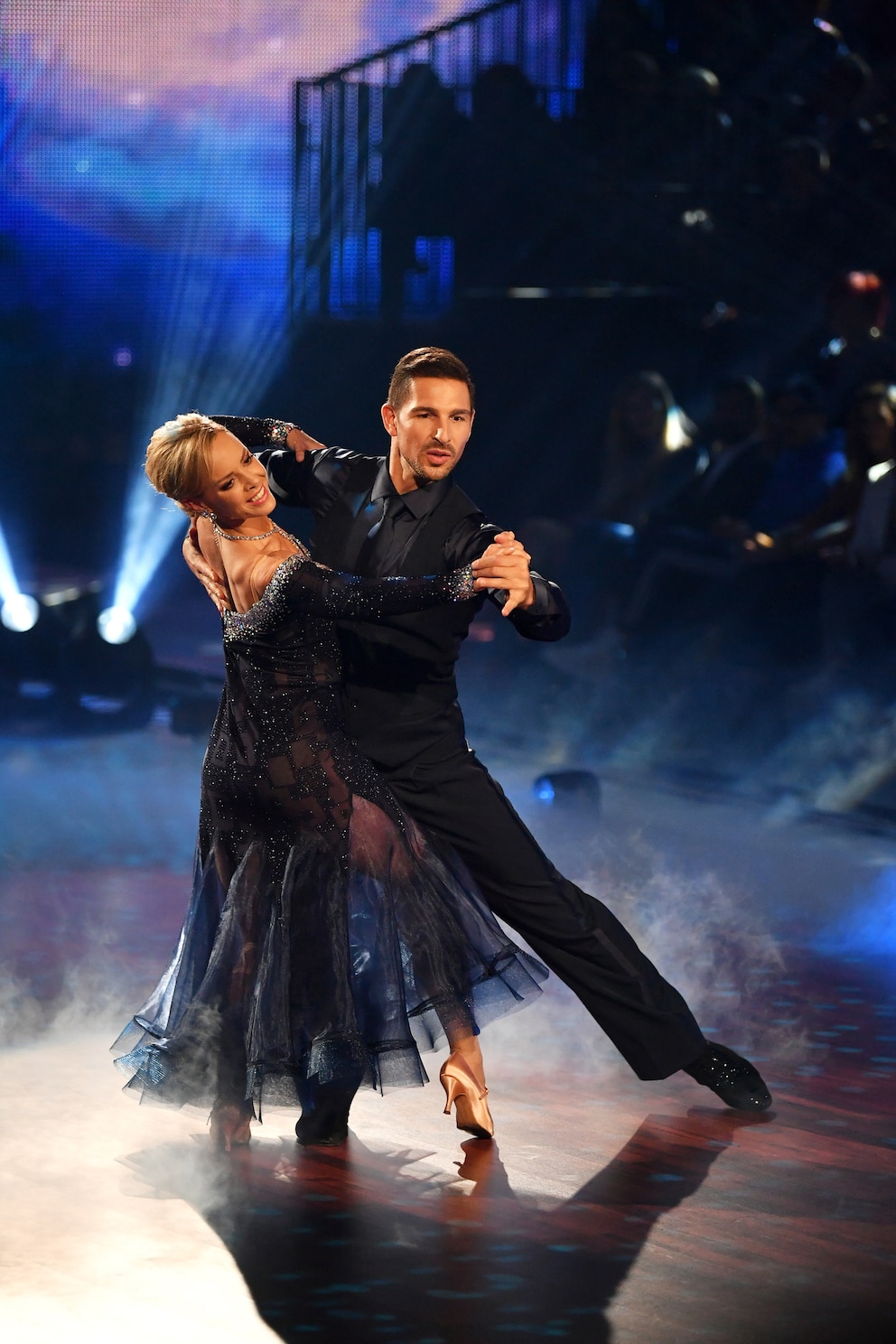 Isabel Edvardsson und Benjamin Piwko bei „Let‘s Dance“