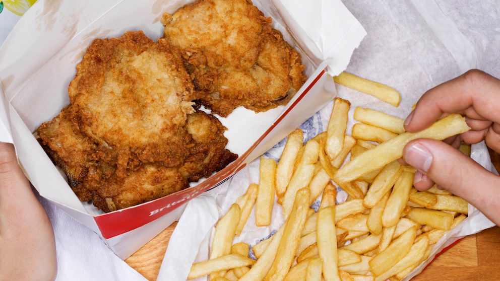 Chicken Nuggets und Pommes