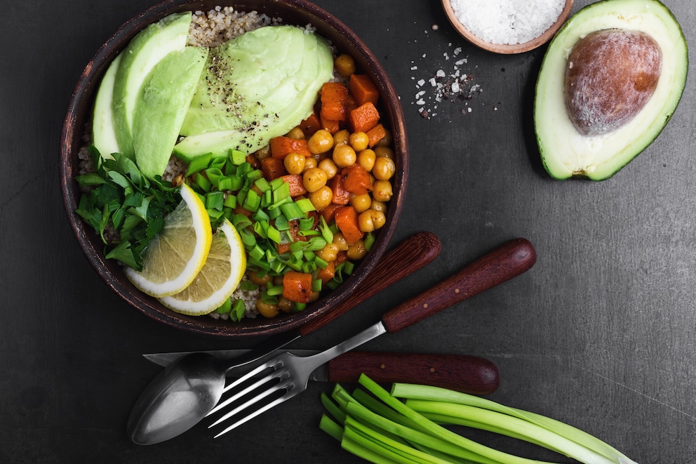 Kichererbsen-Bowl mit Avocado