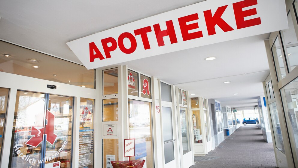 Der Eingang einer Apotheke