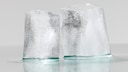 Ein Eisblock schmilzt