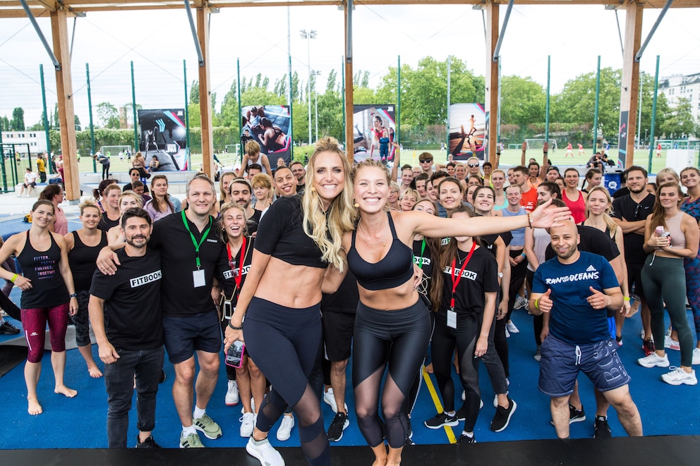 Abschiedsselfie mit Anna Kraft und Roxi Strasser beim FITBOOK Move Jam