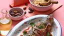 Mediterrane Kost auf Teller