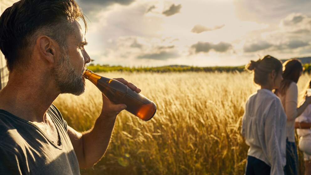 Ost- und Süddeutsche trinken einer Studie zufolge häufiger riskante Mengen Alkohol als die Menschen im Norden und Westen der Bundesrepublik