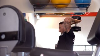 Arme trainieren: Bob-Olympiasieger Kevin Kuske zeigt effektive Übungen