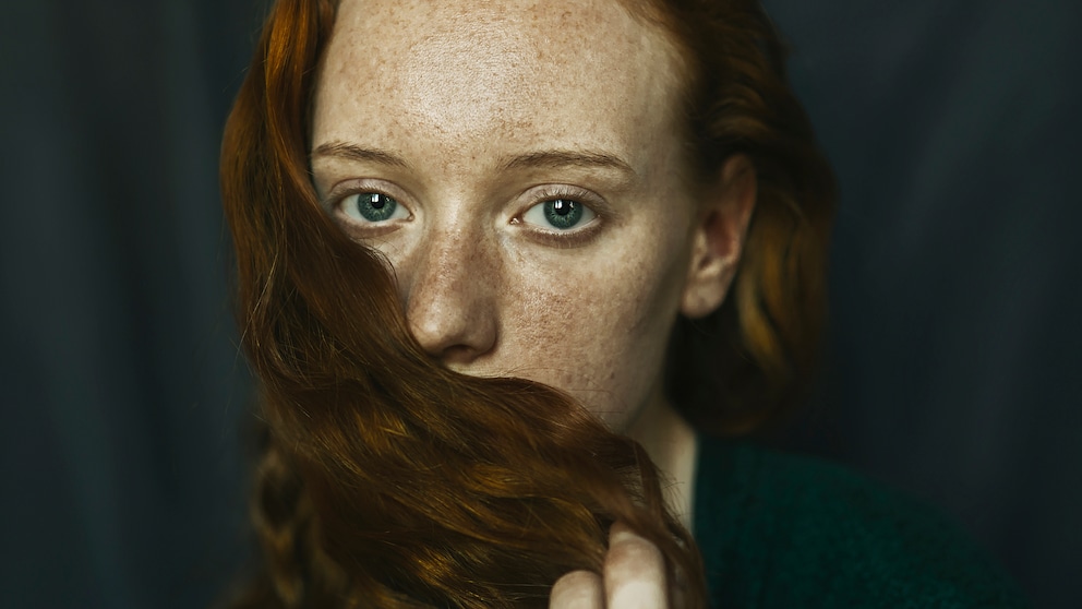 Mädchen mit langen Haaren