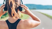 Sport treiben ohne Musik? Das ist für viele unvorstellbar. 