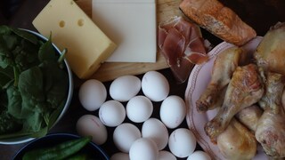 Selbstversuch: Diät ohne Kohlenhydrate, aber mit bestimmtem Gemüse, Eiern, Käse, Fleisch und Fisch
