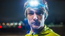 Jogger mit Stirnlampe