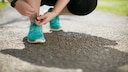 Joggerin mit dicken Beinen