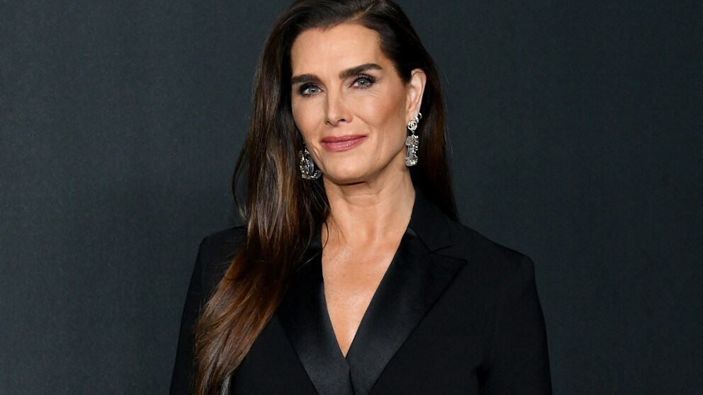 Schauspielerin Brooke Shields ist mit 55 Jahren in Top-Form. Im Gespräch mit einem US-Magazin verriet sie nun Details zu ihrer Trainingsroutine.