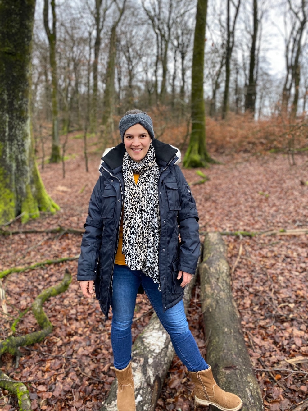 Eine entspannte Alexandra Gregus beim Waldspaziergang. „Die Kilos kommen nicht über Nacht“, weiß sie heute.