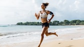 Training auf Sand – die Vorteile für Muskeln und Gelenke