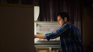 nächtliche Ess-Attacke Job