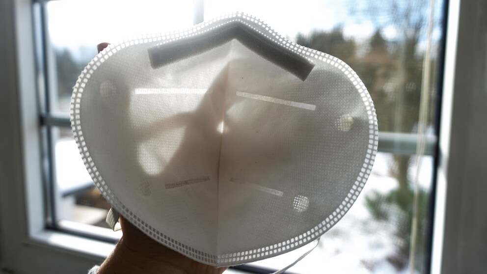 Maden Würmer FFP-2-Maske