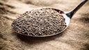 Chia-Samen Deutschland: Ein Löffel mit Chia-Samen