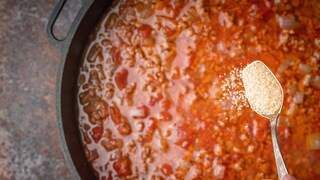 Zucker kommt in Restaurants oft in Soßen vor