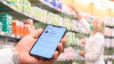 Smartphone mit E-Rezept