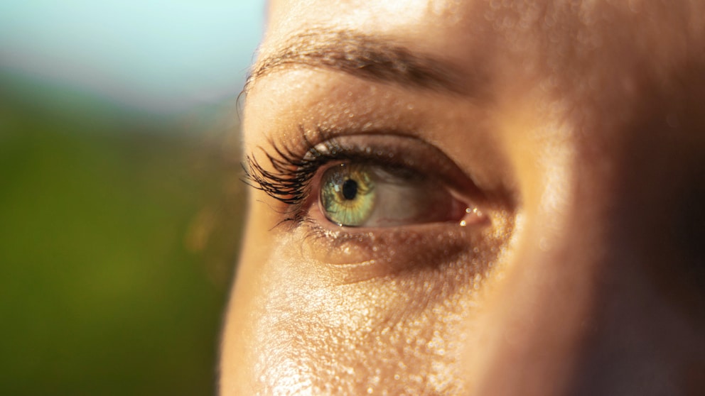 photophobie ursachen: Close-up eines Auges