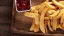 leere kalorien: Pommes mit Ketchup