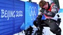 Snowboarder Shaun White weint