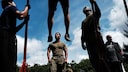 US-Marines beim Klimmzug-Test