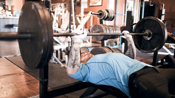 Wie funktioniert das „Push-Pull“-Prinzip beim Krafttraining? - FITBOOK