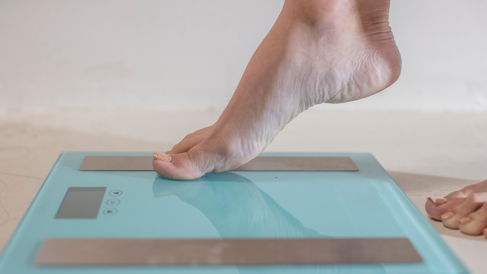 Körperfettwaagen: Fuß auf Waage