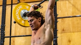 Justin Medeiros beim Gewichtheben