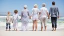 Eine Familie aufgereiht nach verschiedenen Altersklassen