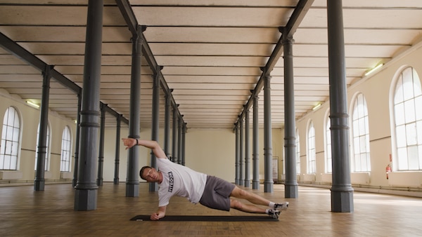 Side Plank Swing rechts