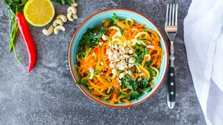 Pasta-Alternativen zum Abnehmen. Im Foto: Gemüsenudeln