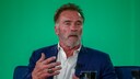 Arnold Schwarzenegger ist mittlerweile auch ein beliebter Mentor für viele Fitnessbegeisterte und veröffentlicht sein Trainingswissen in einem regelmäßigen Newsletter