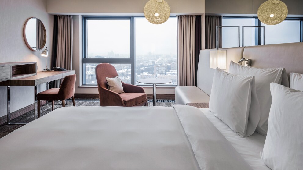 Hotelzimmer Gesundheitsrisiken: Blick in ein Hotelzimmer