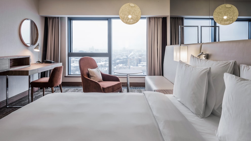 Hotelzimmer Gesundheitsrisiken: Blick in ein Hotelzimmer