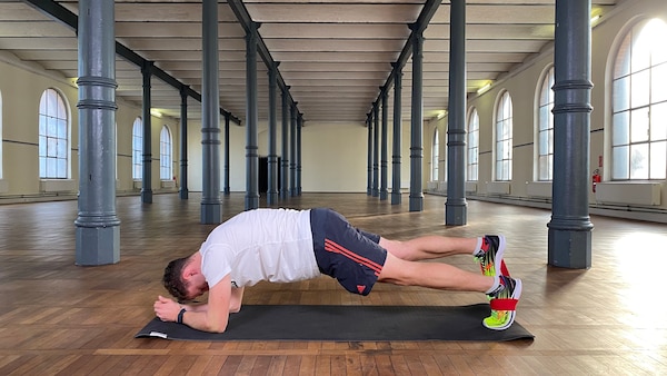 Hendrik Dombek Workout für die Innenseite der Oberschenkel