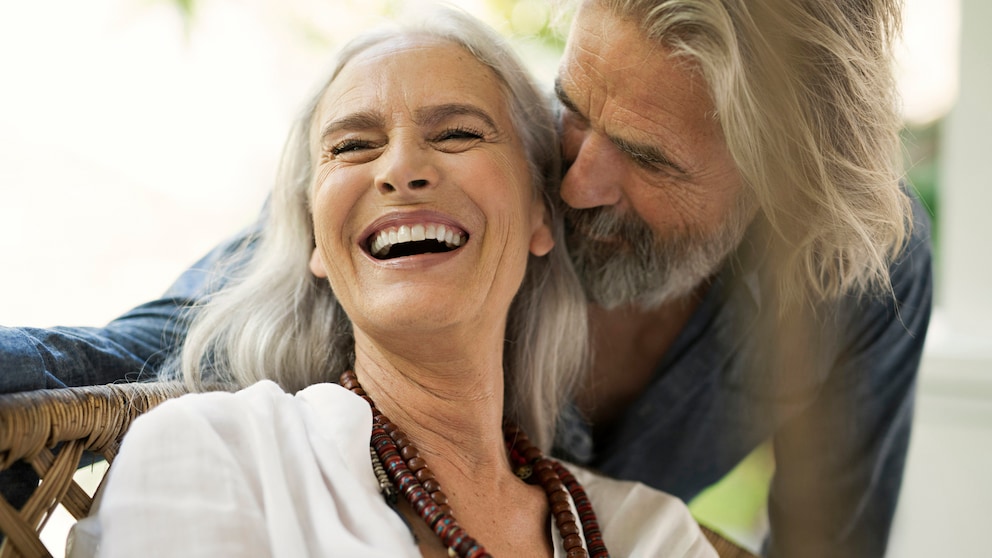 finetuning alterung: Ein attraktives, älteres Paar