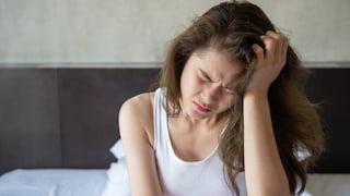 Frau mit Symptomen eines Elektrolytmangels