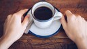 Koffein Cholesterin: eine Tasse schwarzer Kaffee