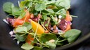 Das ges&uuml;ndeste Lebensmittel: Brunnenkresse auf Salat