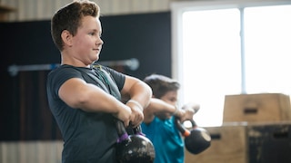 Ist Krafttraining für Kinder und Jugendliche schädlich?