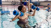 Aqua HIIT ist laut einer Studie besonders gut für Menschen mit chronischen Krankheiten geeignet