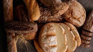 Brot abnehmen
