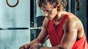 Mann beim HIIT-Training
