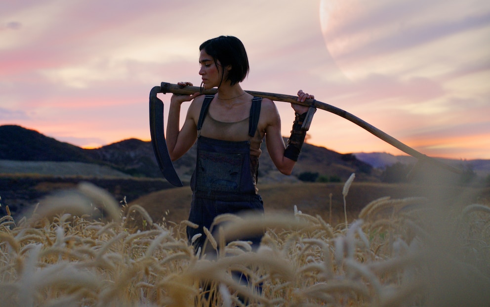 Sofia Boutella als Kora in „Rebel Moon“