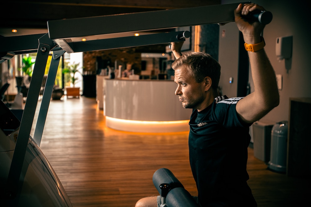 Christian Schmastieg im Fitnessstudio